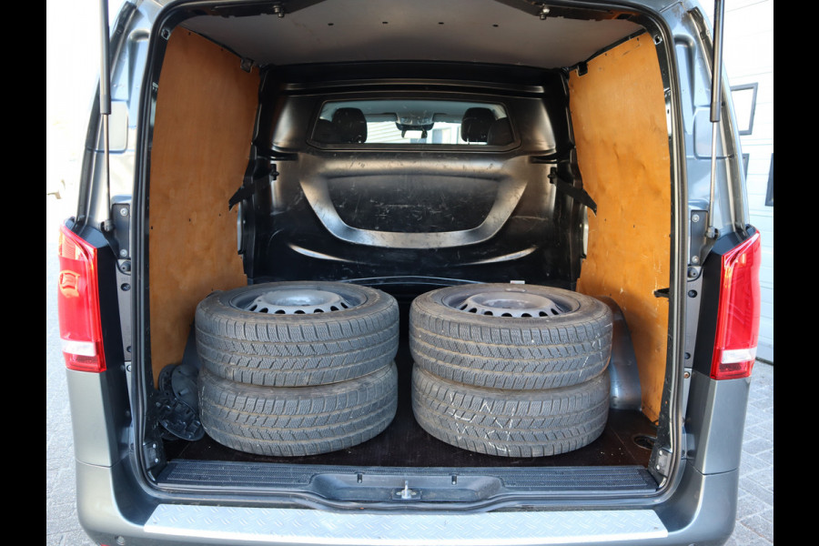 Mercedes-Benz Vito 114 CDI Euro 6 Automaat DC 5 Pers. L2 Lang - Trekhaak - 1ste Eigenaar - LED