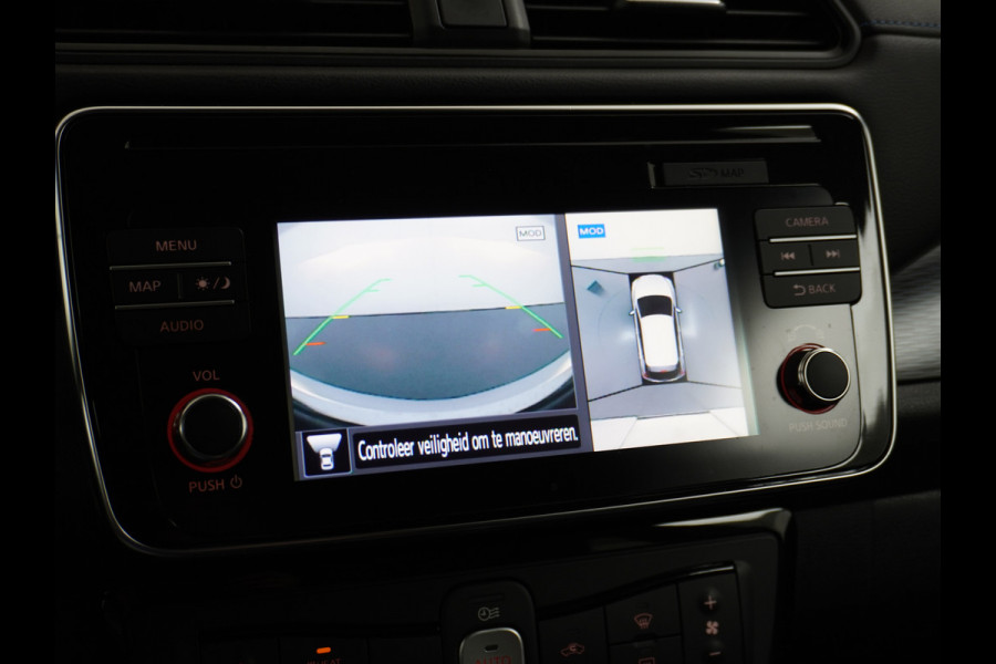 Nissan Leaf 2.ZERO EDITION 40kWh Trekhaak Adaptieve Cruise Control Navi 360°Camera Apple Carplay Android Auto Stuur+Stoelverwarming Keyless Pdc Led Bluetooth DAB Dodehoek Detector Privacy Glas Rijstrooksensor met correctie Verkeersbord detectie Origineel Nederlandse Auto