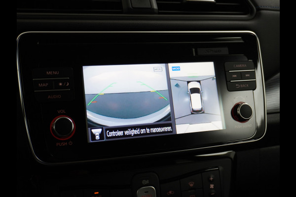 Nissan Leaf 2.ZERO EDITION 40kWh Trekhaak Adaptieve Cruise Control Navi 360°Camera Apple Carplay Android Auto Stuur+Stoelverwarming Keyless Pdc Led Bluetooth DAB Dodehoek Detector Privacy Glas Rijstrooksensor met correctie Verkeersbord detectie Origineel Nederlandse Auto