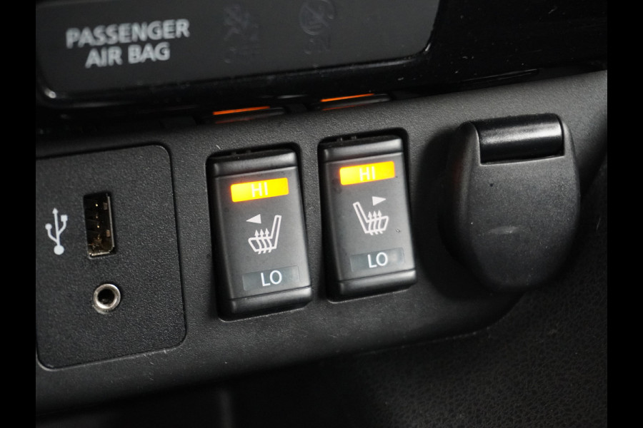 Nissan Leaf 2.ZERO EDITION 40kWh Trekhaak Adaptieve Cruise Control Navi 360°Camera Apple Carplay Android Auto Stuur+Stoelverwarming Keyless Pdc Led Bluetooth DAB Dodehoek Detector Privacy Glas Rijstrooksensor met correctie Verkeersbord detectie Origineel Nederlandse Auto