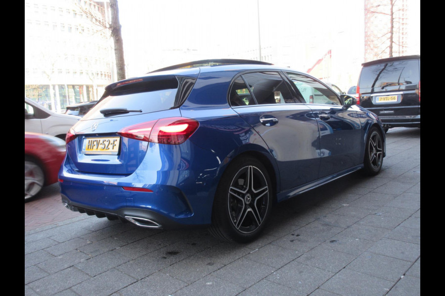 Mercedes-Benz A-Klasse 200 AMG Line Sfeerverlichting Pano