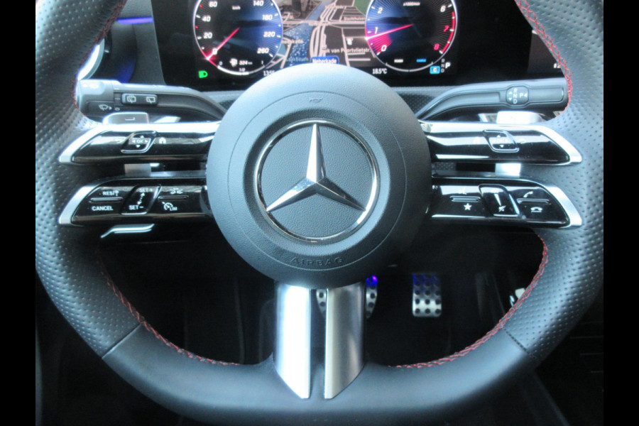 Mercedes-Benz A-Klasse 200 AMG Line Sfeerverlichting Pano