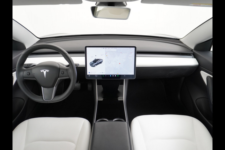 Tesla Model 3 Long Range AWD 75kWh IVOOR 463PK 18" FSD-Full Self Driving Computer Premium Audio 4wd AutoPilot Panoramadak Camera's Leer Adapti Ecc Dual-Motor Keyless Stoel+Achterbank verwarming Electr.Stoelen+Memory+Easy-Entry WiFi Origineel Nederlandse auto Grootste accu Tot 16,5kwh thuis laden. Accu/Motor Garantie tot 27-12-2027 max 192.000km