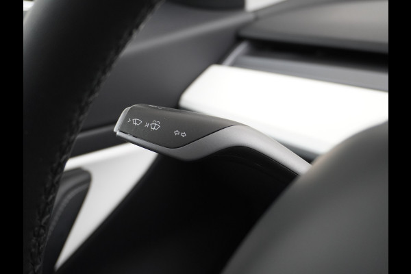 Tesla Model 3 Long Range AWD 75kWh IVOOR 463PK 18" FSD-Full Self Driving Computer Premium Audio 4wd AutoPilot Panoramadak Camera's Leer Adapti Ecc Dual-Motor Keyless Stoel+Achterbank verwarming Electr.Stoelen+Memory+Easy-Entry WiFi Origineel Nederlandse auto Grootste accu Tot 16,5kwh thuis laden. Accu/Motor Garantie tot 27-12-2027 max 192.000km