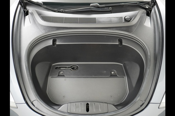 Tesla Model 3 Long Range AWD 75kWh IVOOR 463PK 18" FSD-Full Self Driving Computer Premium Audio 4wd AutoPilot Panoramadak Camera's Leer Adapti Ecc Dual-Motor Keyless Stoel+Achterbank verwarming Electr.Stoelen+Memory+Easy-Entry WiFi Origineel Nederlandse auto Grootste accu Tot 16,5kwh thuis laden. Accu/Motor Garantie tot 27-12-2027 max 192.000km
