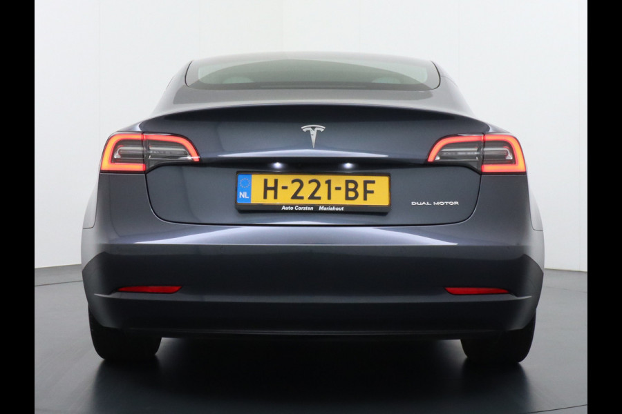 Tesla Model 3 Long Range AWD 75kWh IVOOR 463PK 18" FSD-Full Self Driving Computer Premium Audio 4wd AutoPilot Panoramadak Camera's Leer Adapti Ecc Dual-Motor Keyless Stoel+Achterbank verwarming Electr.Stoelen+Memory+Easy-Entry WiFi Origineel Nederlandse auto Grootste accu Tot 16,5kwh thuis laden. Accu/Motor Garantie tot 27-12-2027 max 192.000km
