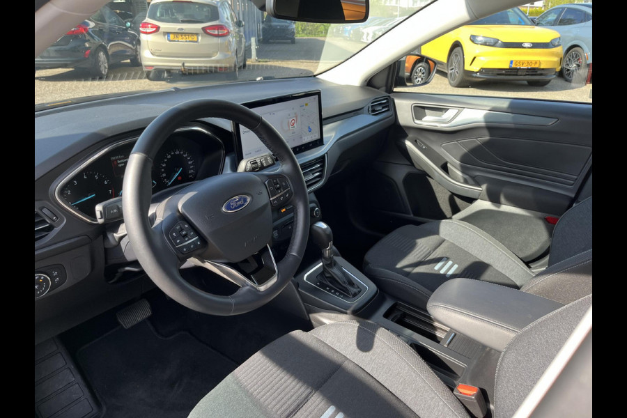 Ford Focus 1.0 EcoBoost Active | 155pk Automaat | Adaptive cruise control | Winter Pack | Dodehoeksensoren | Camera | Privacy glass