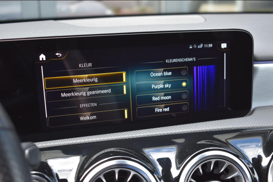 Mercedes-Benz A-Klasse 180 AMG NIGHT | SFEERVERLICHTING | CAMERA | NAP | STOELVERWARMING | LED | DEALER ONDERHOUDEN