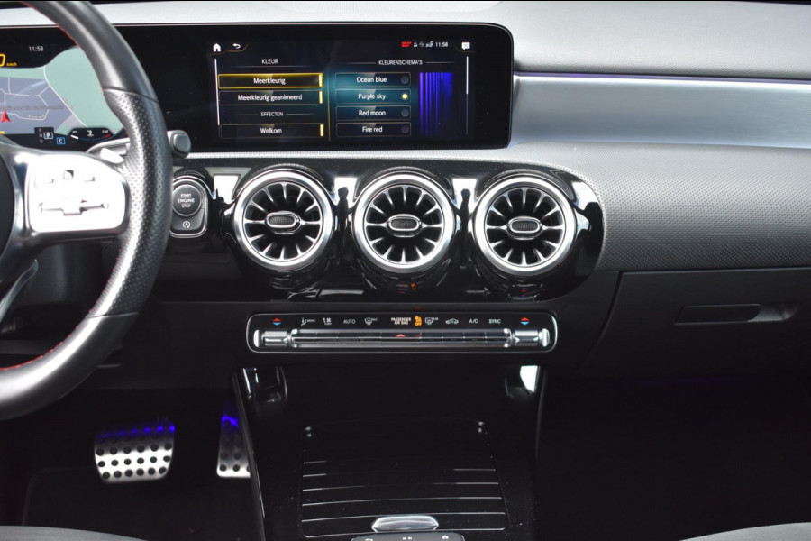 Mercedes-Benz A-Klasse 180 AMG NIGHT | SFEERVERLICHTING | CAMERA | NAP | STOELVERWARMING | LED | DEALER ONDERHOUDEN
