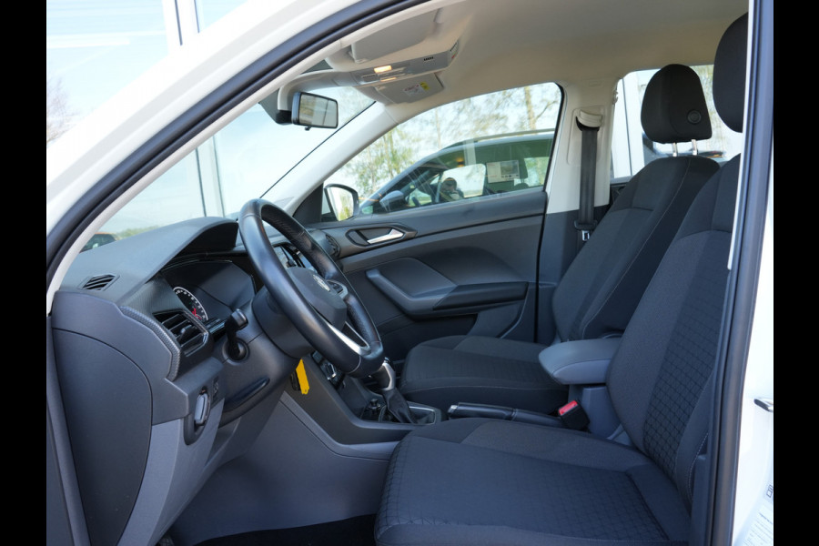 Volkswagen T-Cross 1.0 TSI Life Automaat | Adaptive Cruise | Stoelverwarming | Android/Apple Carplay