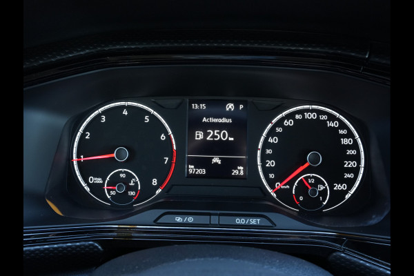 Volkswagen T-Cross 1.0 TSI Life Automaat | Adaptive Cruise | Stoelverwarming | Android/Apple Carplay