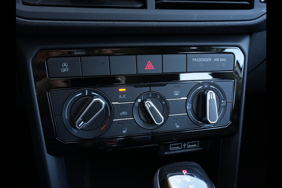 Volkswagen T-Cross 1.0 TSI Life Automaat | Adaptive Cruise | Stoelverwarming | Android/Apple Carplay