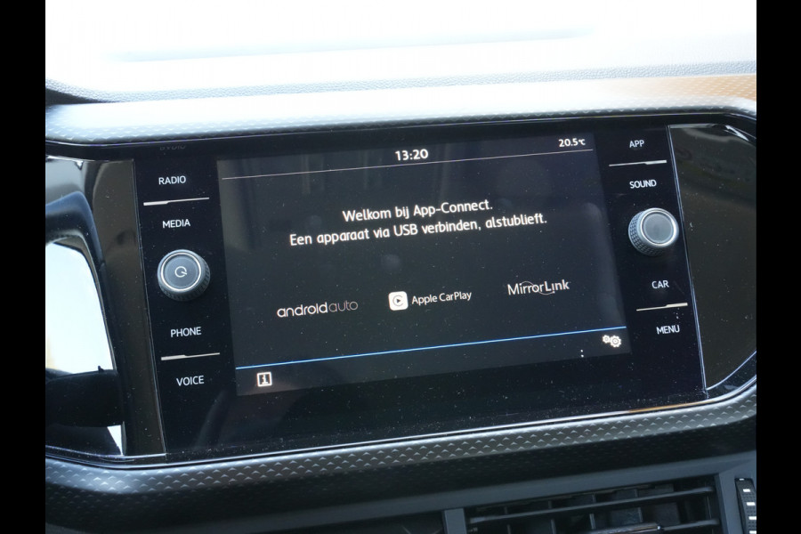 Volkswagen T-Cross 1.0 TSI Life Automaat | Adaptive Cruise | Stoelverwarming | Android/Apple Carplay