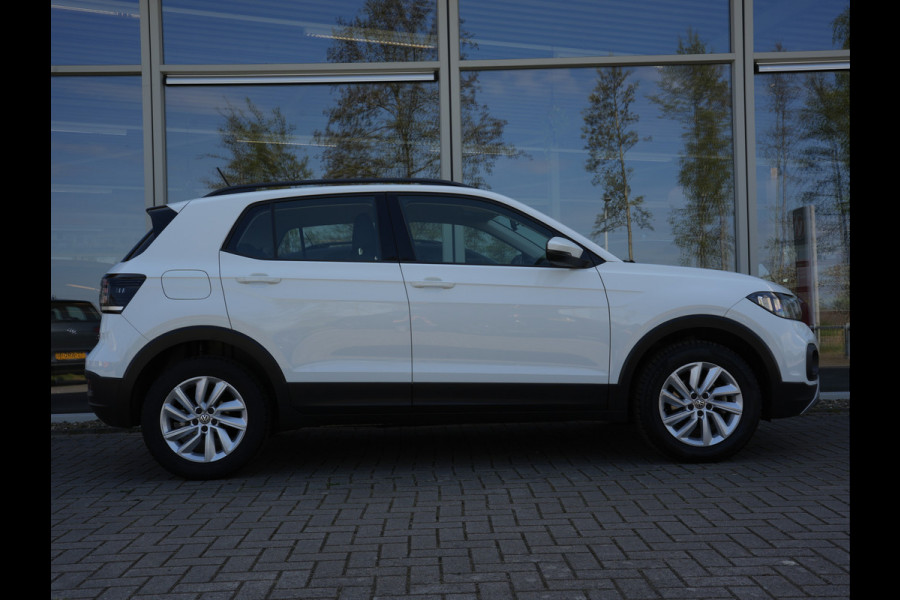 Volkswagen T-Cross 1.0 TSI Life Automaat | Adaptive Cruise | Stoelverwarming | Android/Apple Carplay