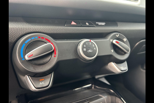 Kia Rio 1.0 T-GDi MHEV DynamicLine | Navigatie | Achteruitrijcamera | Cruise Control | Carplay/Android Auto |