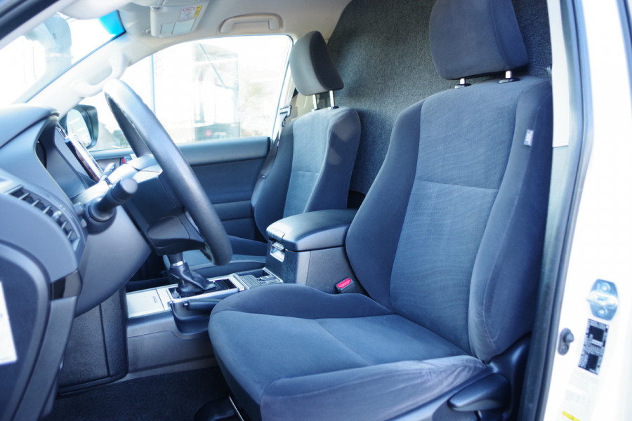 Toyota Land Cruiser 2.8 D-4D-F Automaat Comfort Window Van, Trekhaak, Lier, Snorkel, Cruise Control