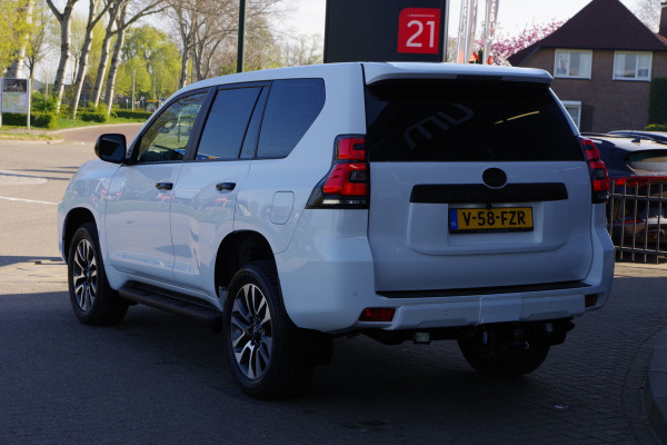 Toyota Land Cruiser 2.8 D-4D-F Automaat Comfort Window Van, Trekhaak, Lier, Snorkel, Cruise Control