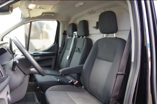 Ford Transit Custom 2.0 TDCI SPORT EDITION, TREKHAAK, CAMERA, CRUISE, APPLE CARPLAY, BLUETOOTH, AIRCO, PARKEERSENSOREN, NL AUTO, NAP