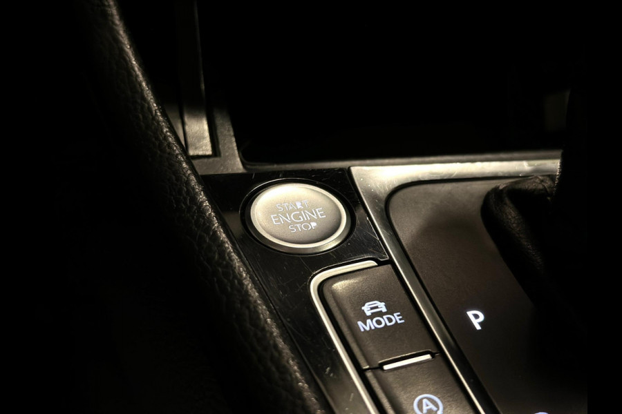 Volkswagen Golf 2.0 TSI 4Motion R|300PK|BOMVOL!