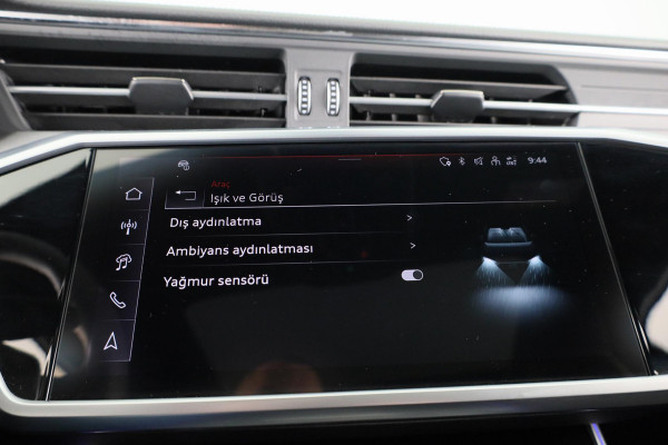 Audi A6 Avant 55 TFSI e quattro Pro Line S Competition Private lease vanaf €1343,- pm  | 367pk Plug in Hybrid | Panoramadak | B&O | Assistentiepakket Tour | Verwarmbare voorstoelen