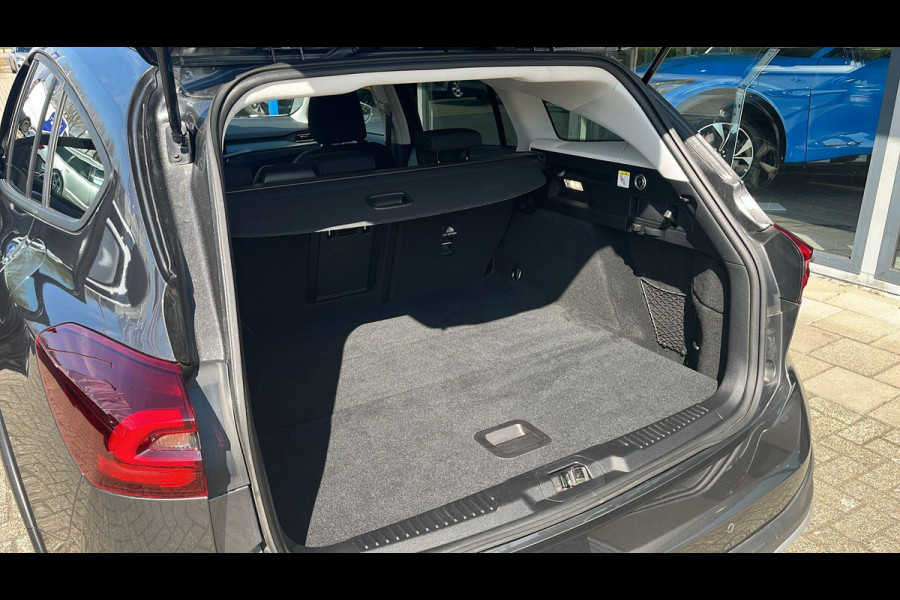 Ford FOCUS Wagon 1.0 EcoBoost Hybrid Active X 155pk | Driver Assistance Pack | Winterpack | SYNC 4 Navigatie |