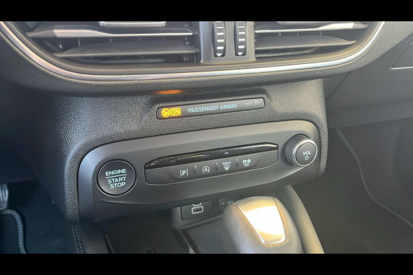 Ford FOCUS Wagon 1.0 EcoBoost Hybrid Active X 155pk | Driver Assistance Pack | Winterpack | SYNC 4 Navigatie |