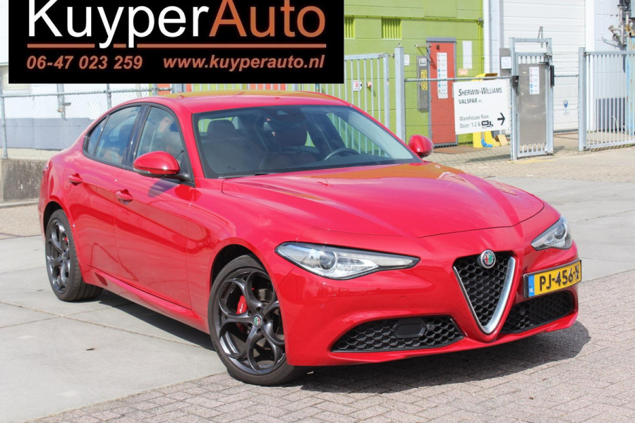 Alfa Romeo Giulia 2.2 Eco Business Super PRACHTIGE AUTOMAAT VOL LEDER EN OPTIES