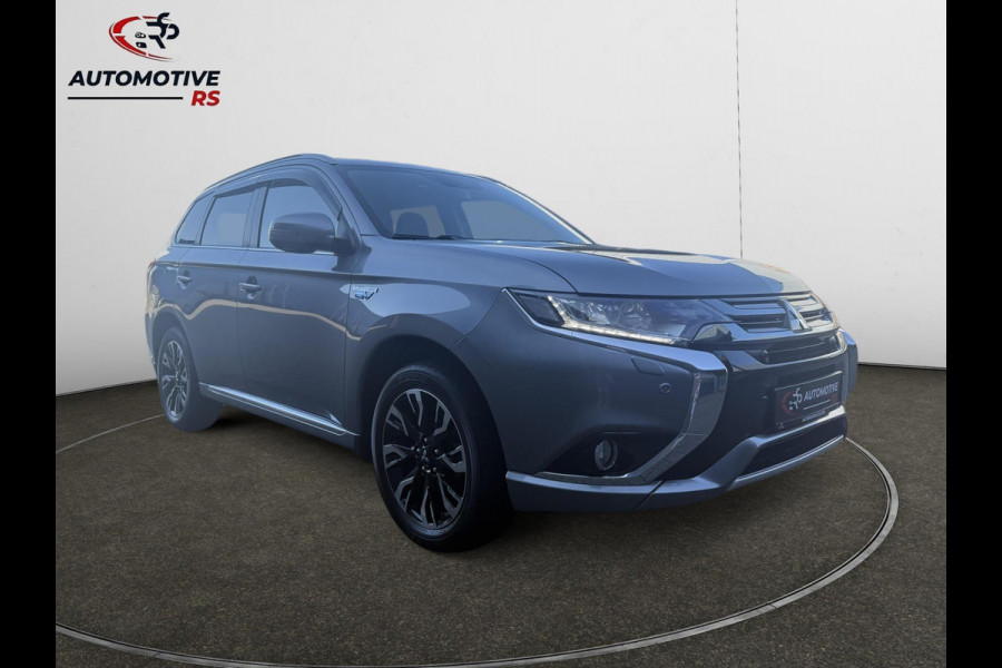 Mitsubishi Outlander 2.0 PHEV 4x4 | Luxe | Rockford Audio | 360° Camera | Navi | Schuif-/kanteldak