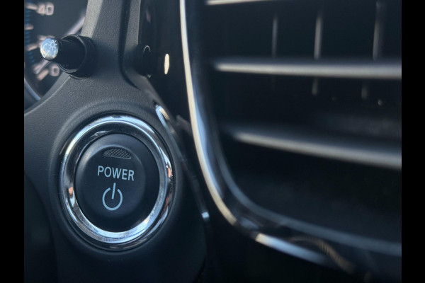 Mitsubishi Outlander 2.0 PHEV 4x4 | Luxe | Rockford Audio | 360° Camera | Navi | Schuif-/kanteldak