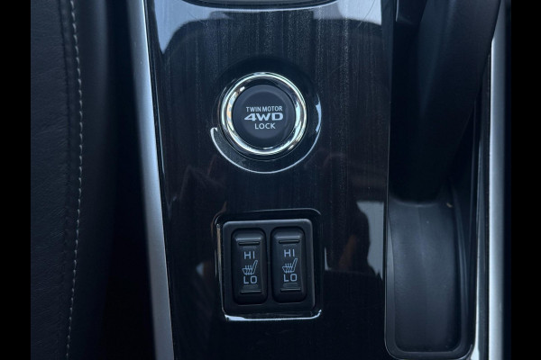 Mitsubishi Outlander 2.0 PHEV 4x4 | Luxe | Rockford Audio | 360° Camera | Navi | Schuif-/kanteldak