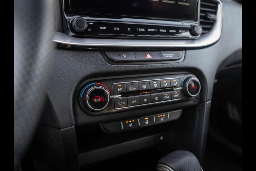 Kia Ceed Sportswagon 1.5 T-GDi GT-Line Automaat | Panorama Schuifkanteldak | Stoel en stuurverwarming |