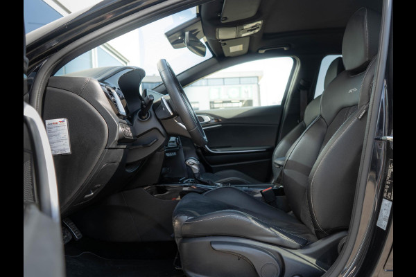 Kia Ceed Sportswagon 1.5 T-GDi GT-Line Automaat | Panorama Schuifkanteldak | Stoel en stuurverwarming |