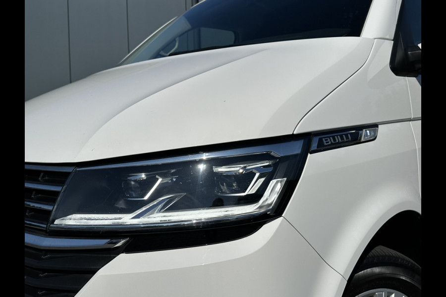 Volkswagen Transporter 2.0 TDI / L1H1 / BULLI / TREKHAAK / VIRTUAL / SOFTCLOSE / CAMERA / ADAPTIVE CRUISE / CARPLAY