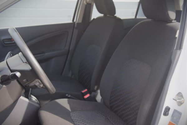 Suzuki Celerio 1.0 Comfort Airco / Bluetooth audio / 400kg trekgewicht! 5 persoons! NL auto /