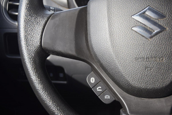 Suzuki Celerio 1.0 Comfort Airco / Bluetooth audio / 400kg trekgewicht! 5 persoons! NL auto /