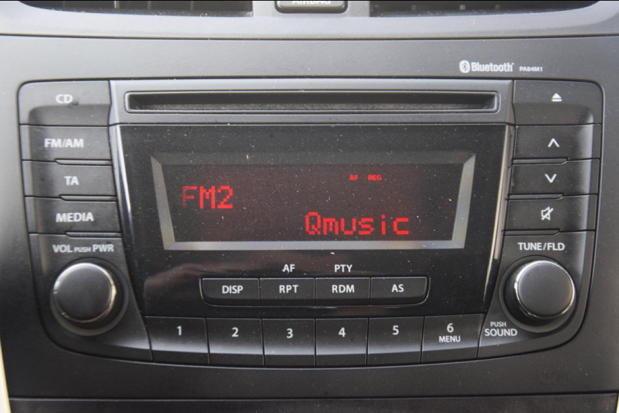 Suzuki Celerio 1.0 Comfort Airco / Bluetooth audio / 400kg trekgewicht! 5 persoons! NL auto /