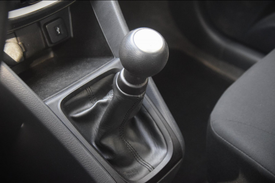 Suzuki Celerio 1.0 Comfort Airco / Bluetooth audio / 400kg trekgewicht! 5 persoons! NL auto /