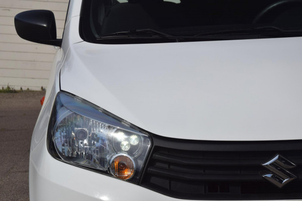 Suzuki Celerio 1.0 Comfort Airco / Bluetooth audio / 400kg trekgewicht! 5 persoons! NL auto /