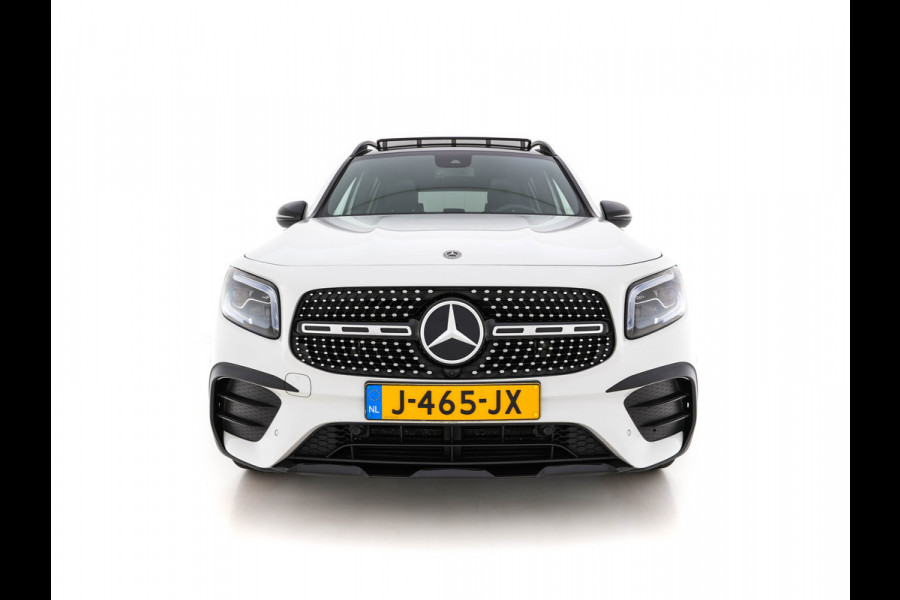 Mercedes-Benz Glb 200 Premium Plus AMG-Sport-Pack Aut. *PANO | LEATHER-MICROFIBRE | DIGI-WIDESCREEN-COCKPIT | BURMESTER-AUDIO | MULTI-BEAM-LED | MEMORY-PACK | KEYLESS | BLINDSPOT | SPORT-SEATS | DAB+ | SHIFT-PADDLES | HEATED-SEATS | ...