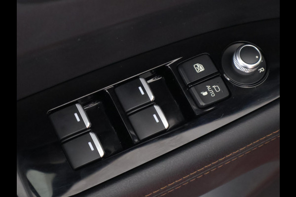 Mazda CX-5 2.0 SkyActiv-G 165 Luxury Automaat | Navigatie | 360° camera | Leder | Parkeersensoren |