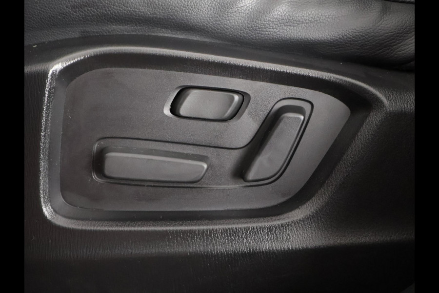 Mazda CX-5 2.0 SkyActiv-G 165 Luxury Automaat | Navigatie | 360° camera | Leder | Parkeersensoren |