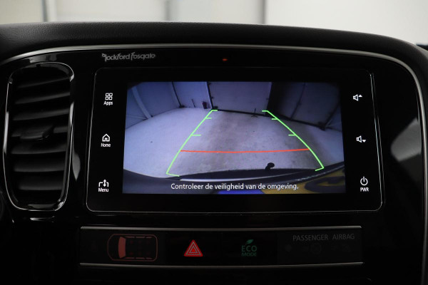 Mitsubishi Outlander 2.4 PHEV Intense+ | Schuifdak | Trekhaak | Stoelverwarming | Carplay | Camera | Full LED | Stuurverwarming | Keyless | Dodehoek detectie | Half leder