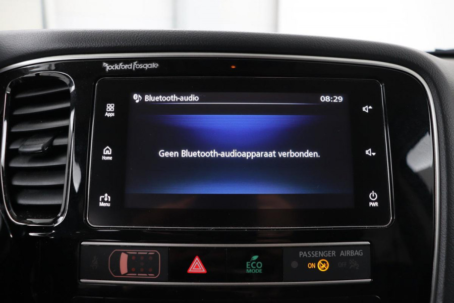 Mitsubishi Outlander 2.4 PHEV Intense+ | Schuifdak | Trekhaak | Stoelverwarming | Carplay | Camera | Full LED | Stuurverwarming | Keyless | Dodehoek detectie | Half leder