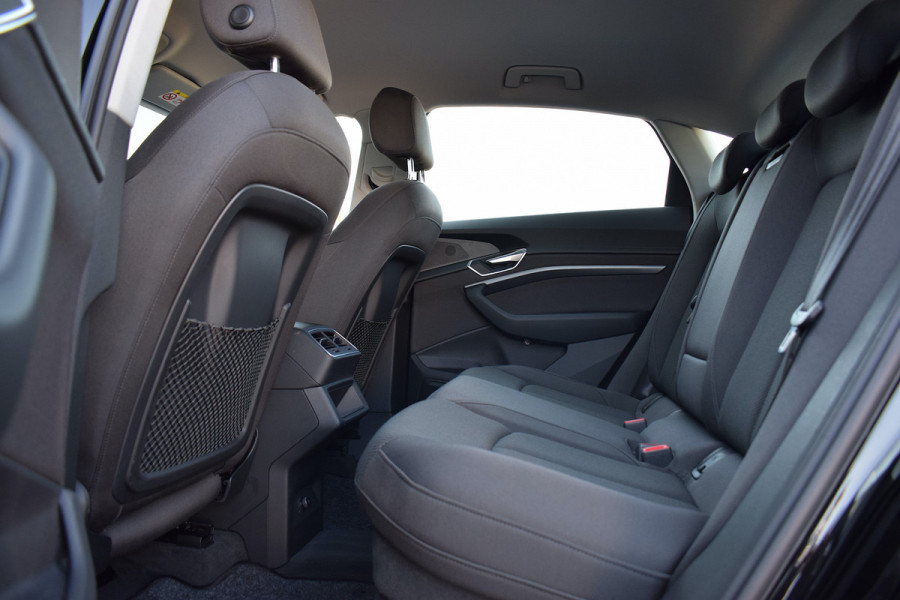 Audi e-tron Sportback 50 quattro Business edition 71 kWh | Luchtvering | Mem. Seats | Virtual | 21” LM | GT
