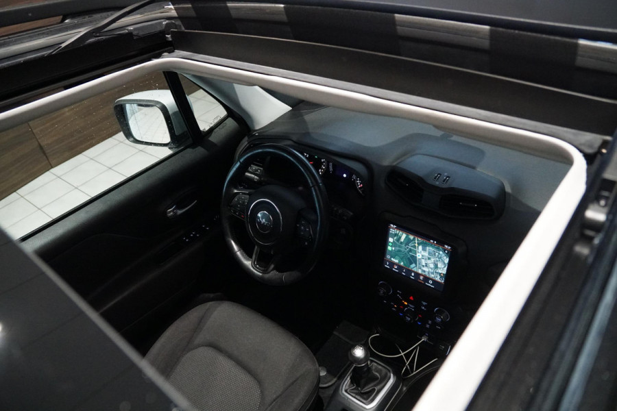 Jeep Renegade 1.0T Longitude + PANORAMA / APPLE CARPLAY