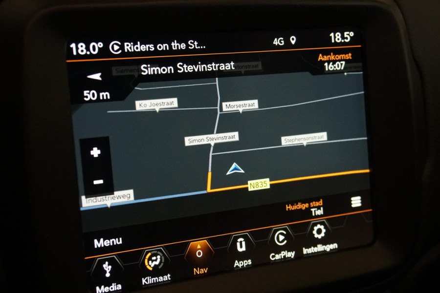 Jeep Renegade 1.0T Longitude + PANORAMA / APPLE CARPLAY