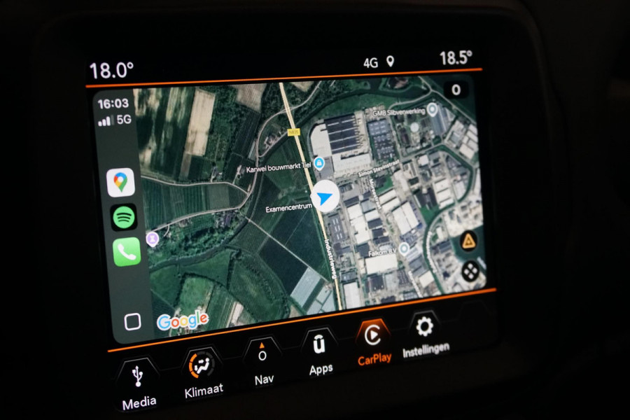 Jeep Renegade 1.0T Longitude + PANORAMA / APPLE CARPLAY