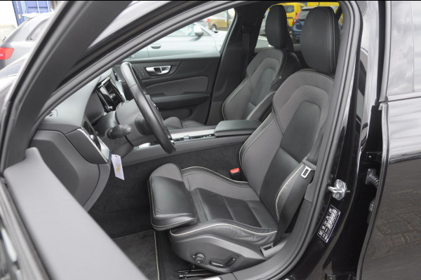 Volvo V60 B3 177PK Automaat R-Design Volvo V60 B3 177PK R-Design / Audio & Park Assist / Driver assist / Climate / Verwarmbare voorruit / 19''velgen