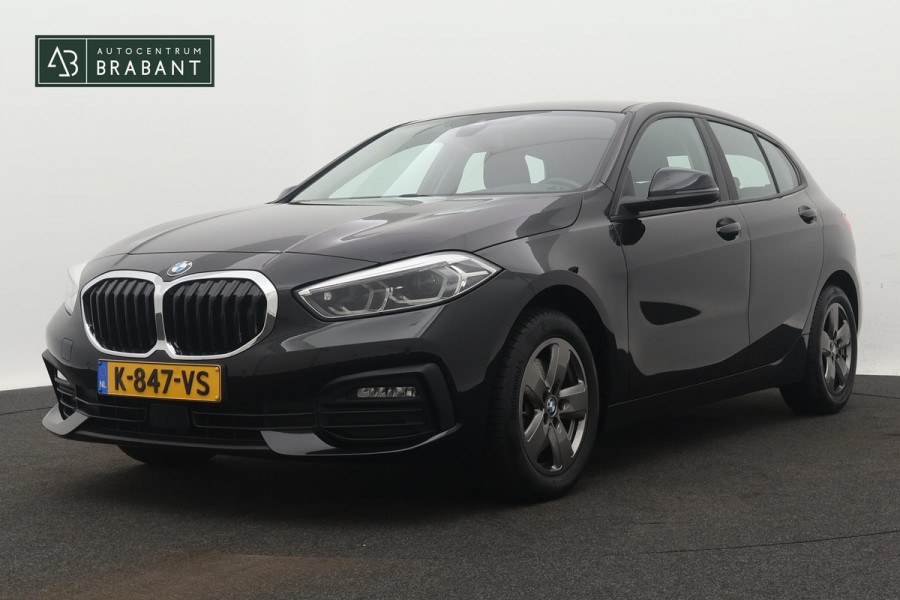 BMW 1-serie 118i Business Edition Plus Automaat (NAVIGATIE, PARKEERSENSOREN, CARPLAY, LED, 1e EIGENAAR, DEALER ONDERHOUDEN)