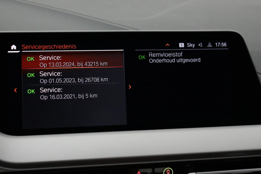 BMW 1-serie 118i Business Edition Plus Automaat (NAVIGATIE, PARKEERSENSOREN, CARPLAY, LED, 1e EIGENAAR, DEALER ONDERHOUDEN)